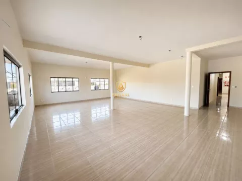 Sala com 1 banheiro e 52m² para alugar no bairro Niterói, Canoas